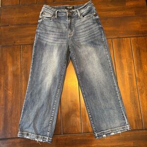 Judy Blue High Waisted Cropped Wide Leg Denim Jeans Frayed Hem Size 9/29